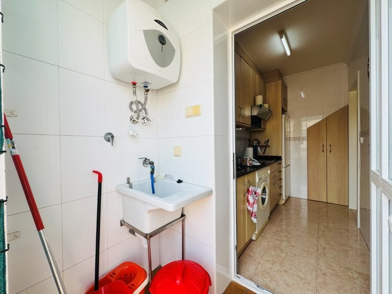 3 Bed, 2 Bath, ApartmentFor Sale, Torrevieja, Alicante