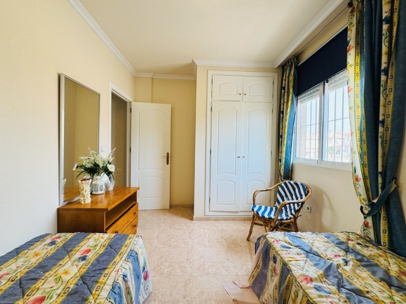 3 Bed, 2 Bath, ApartmentFor Sale, Torrevieja, Alicante