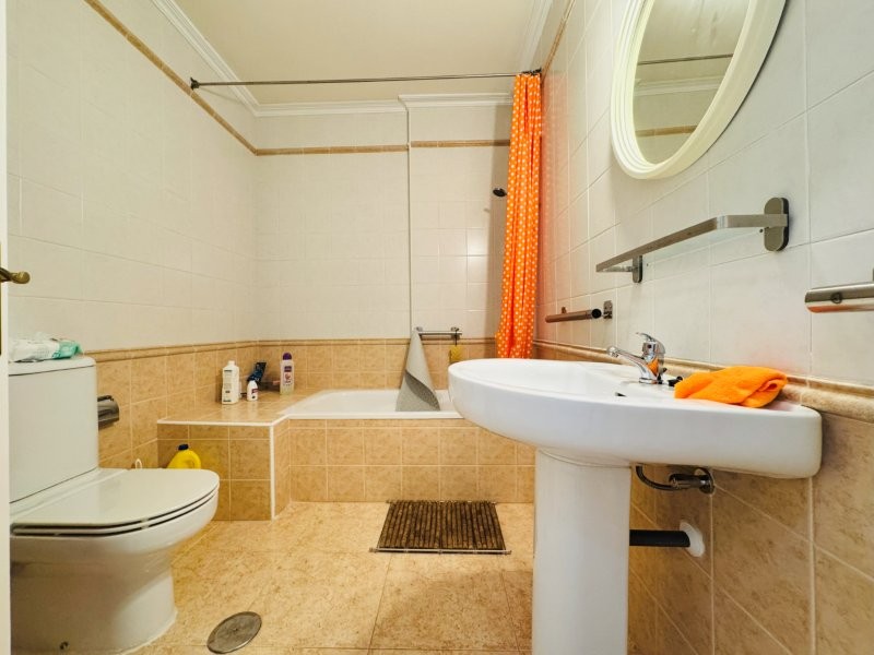 3 Bed, 2 Bath, ApartmentFor Sale, Torrevieja, Alicante