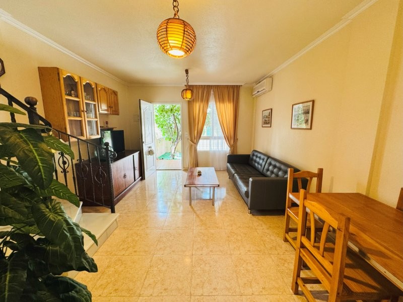 3 Bed, 2 Bath, ApartmentFor Sale, Torrevieja, Alicante