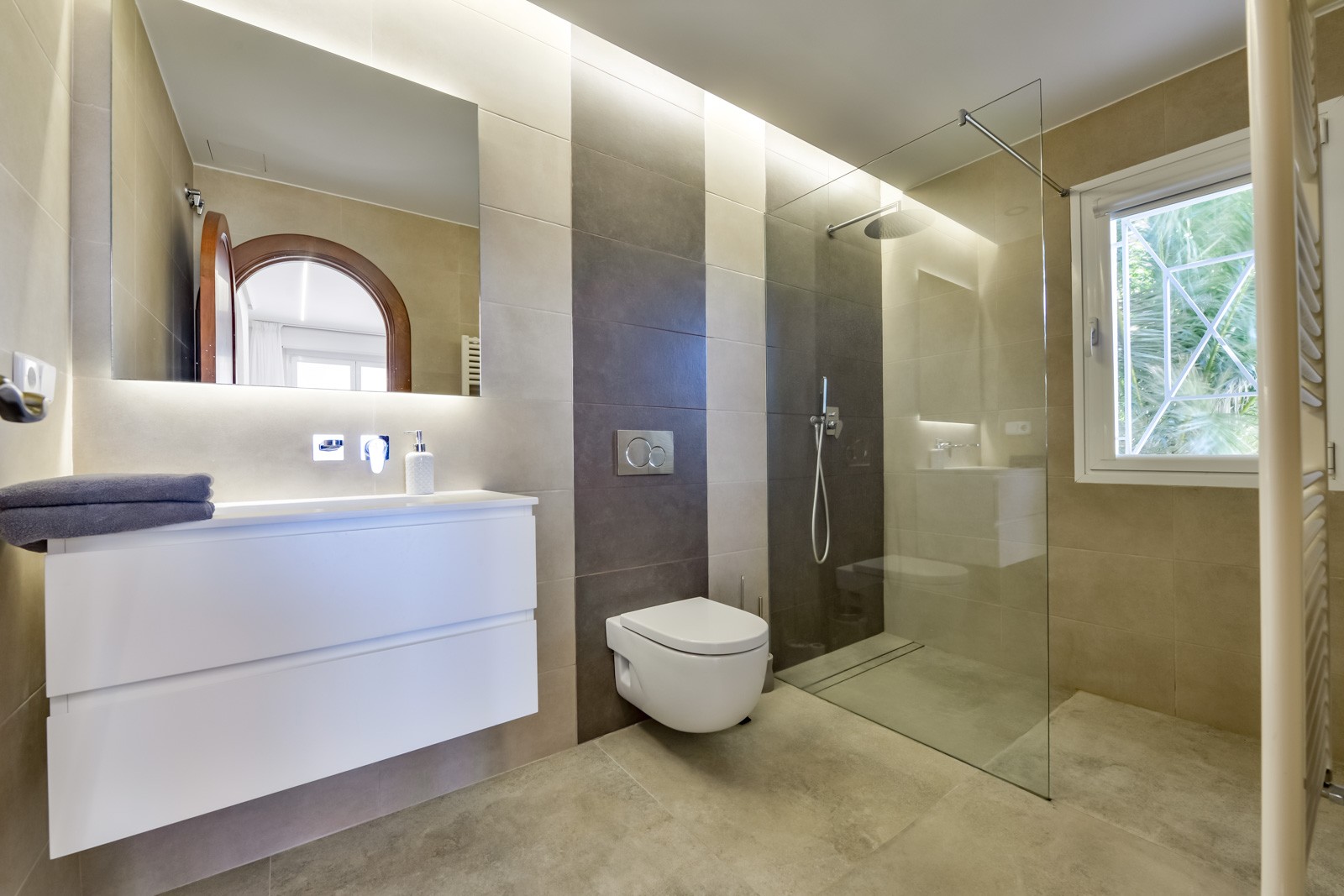 8 Bed, 8 Bath, HouseFor Sale, Altea, Alicante