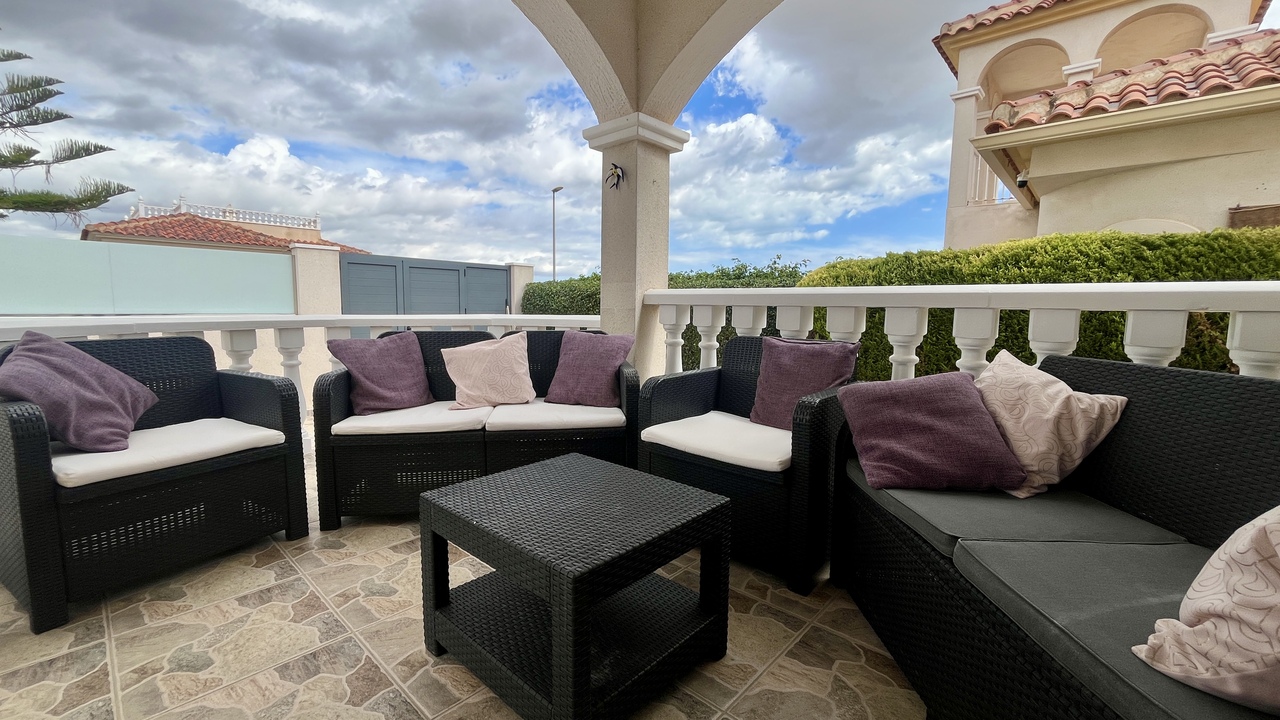 3 Bed, 2 Bath, HouseFor Sale, Algorfa, Alicante