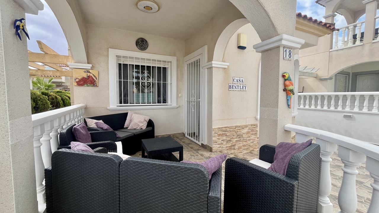3 Bed, 2 Bath, HouseFor Sale, Algorfa, Alicante