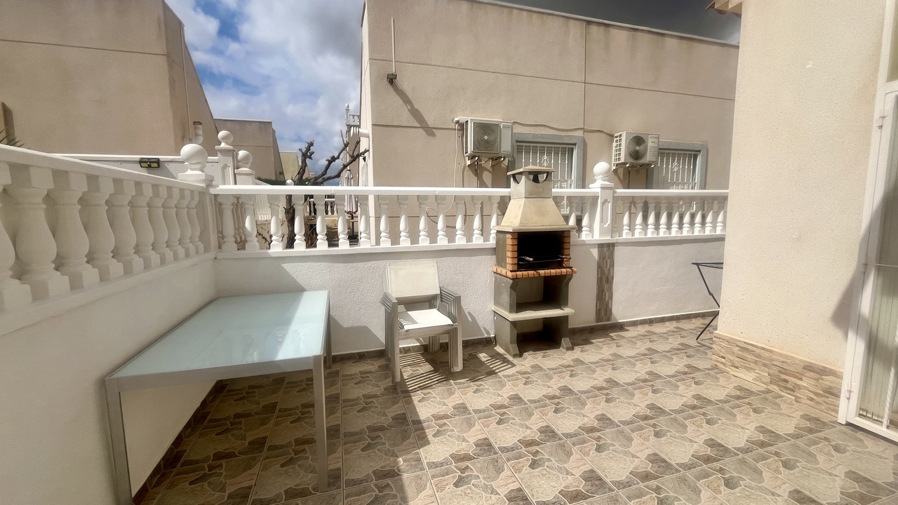 3 Bed, 2 Bath, HouseFor Sale, Algorfa, Alicante