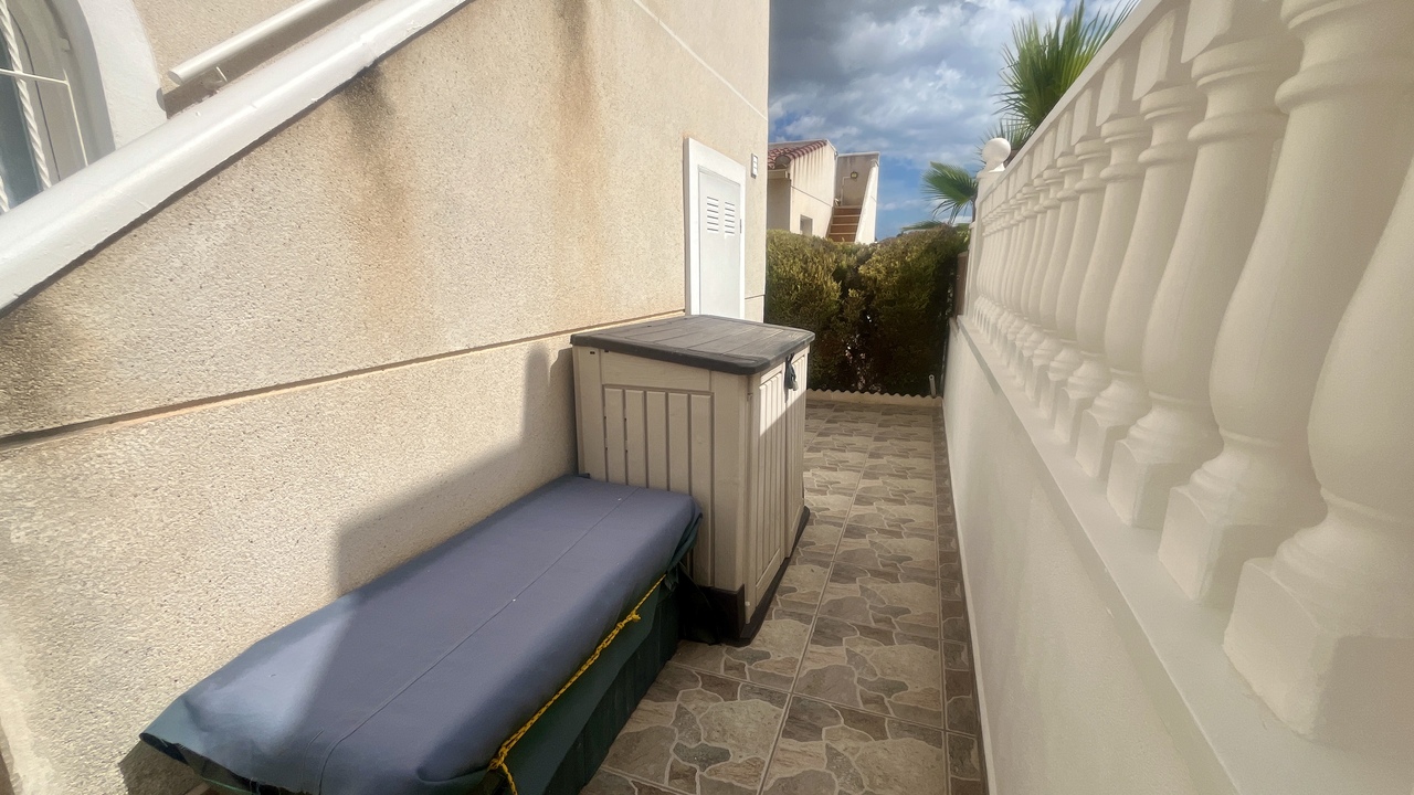 3 Bed, 2 Bath, HouseFor Sale, Algorfa, Alicante