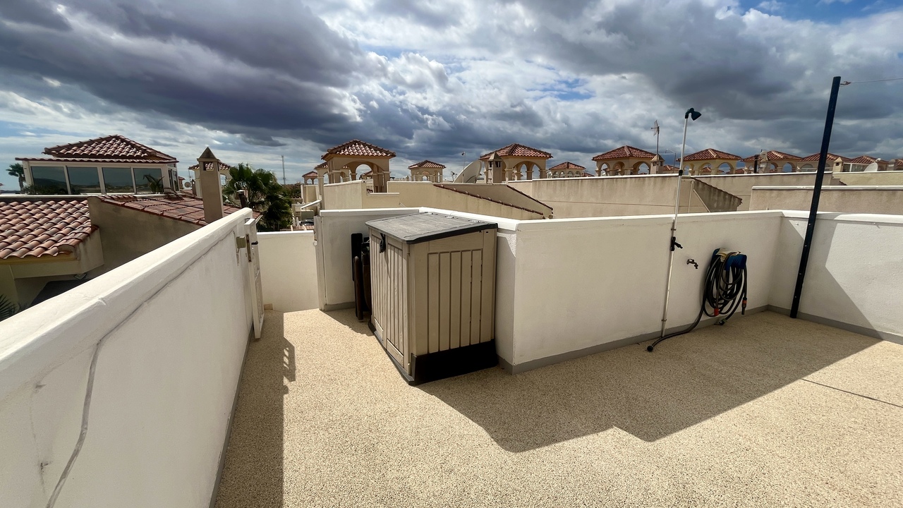 3 Bed, 2 Bath, HouseFor Sale, Algorfa, Alicante