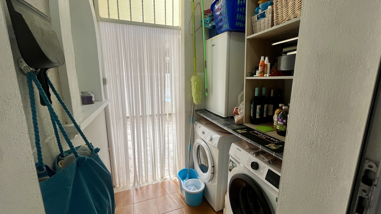 3 Bed, 2 Bath, HouseFor Sale, Algorfa, Alicante