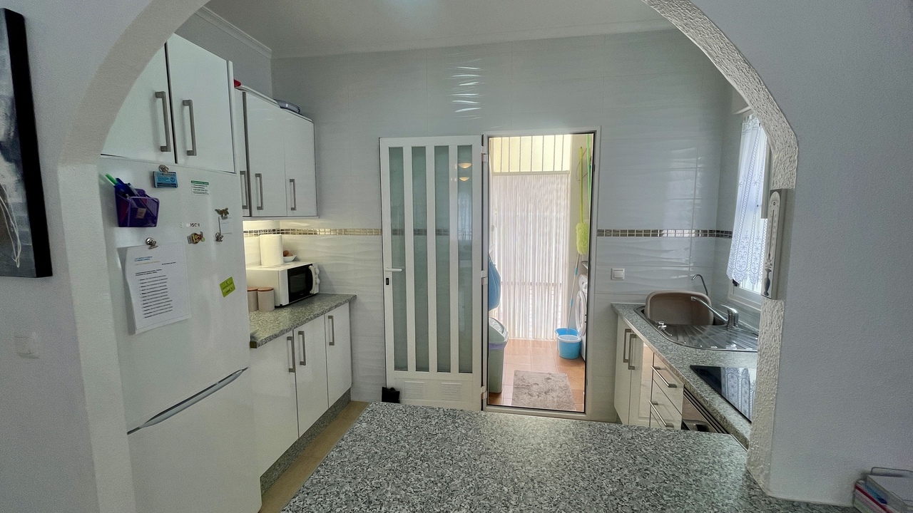 3 Bed, 2 Bath, HouseFor Sale, Algorfa, Alicante