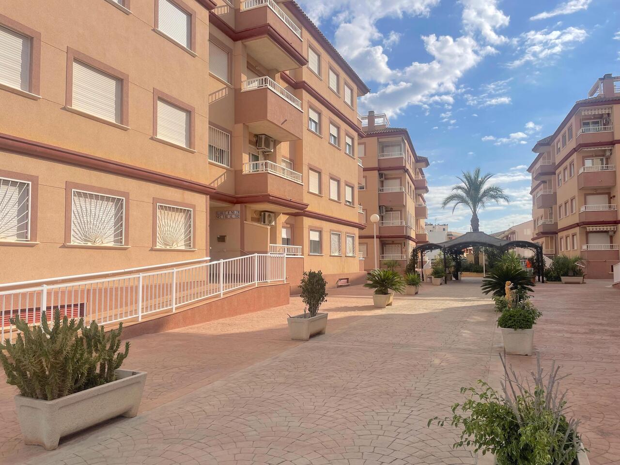2 Bed, 1 Bath, ApartmentFor Sale, Algorfa, Alicante
