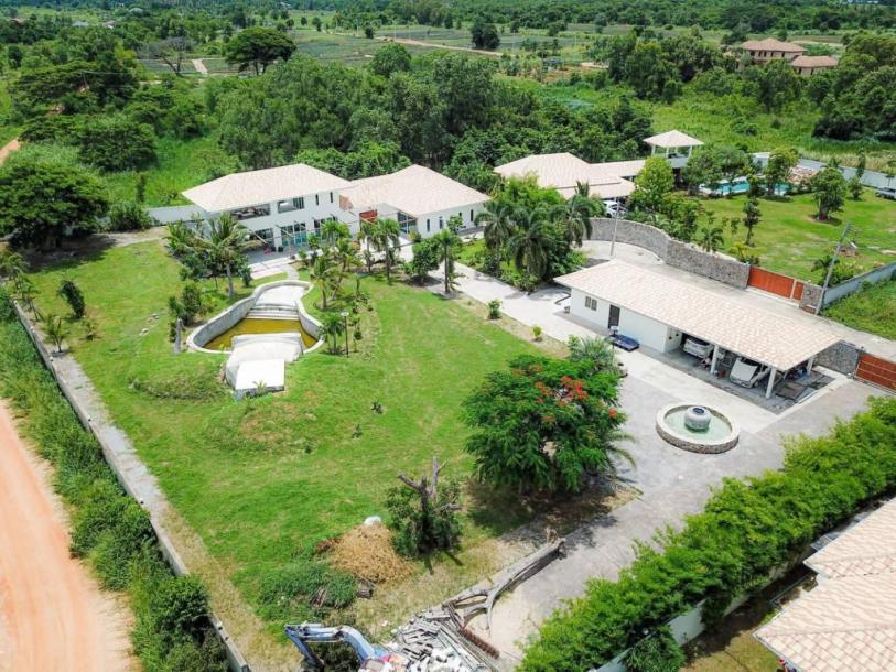 4 Bath, HouseFor Sale, North - Hua Hin, Prachuap Khiri Khan 4 Bath, HouseFor Sale, North - Hua Hin, Prachuap Khiri Khan