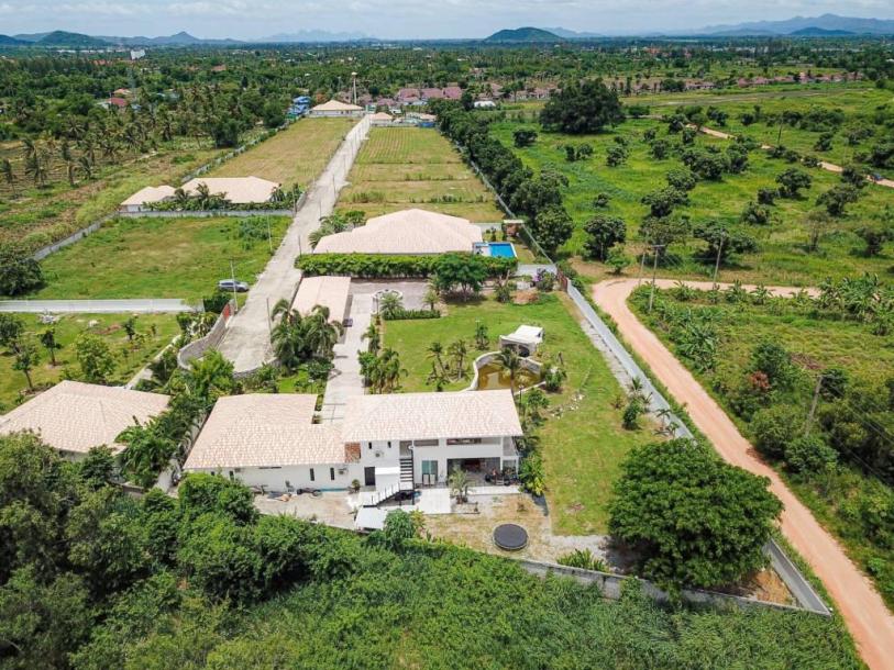 4 Bath, HouseFor Sale, North - Hua Hin, Prachuap Khiri Khan 4 Bath, HouseFor Sale, North - Hua Hin, Prachuap Khiri Khan
