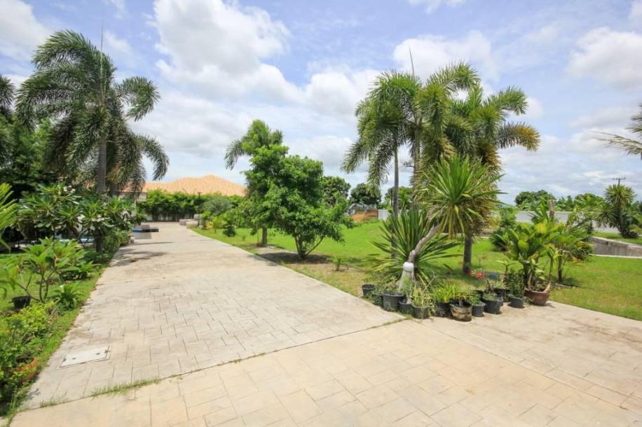 4 Bath, HouseFor Sale, North - Hua Hin, Prachuap Khiri Khan 4 Bath, HouseFor Sale, North - Hua Hin, Prachuap Khiri Khan