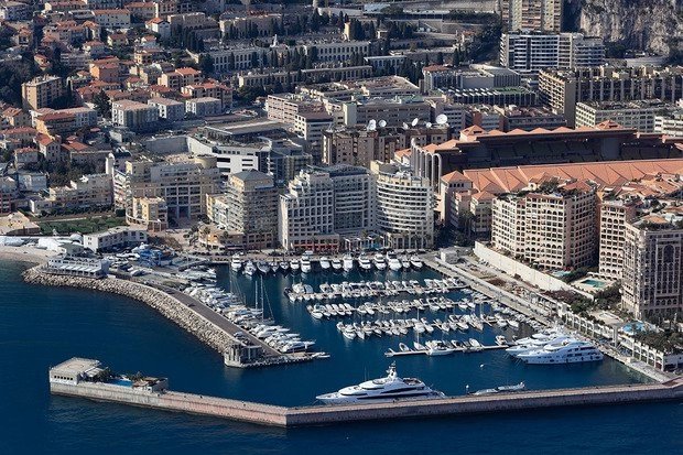 3 Bed, 2 Bath, ApartmentFor Sale, Cap-d'Ail, Alpes-Maritimes