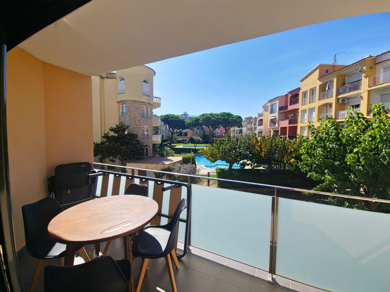 2 Bed, 1 Bath, ApartmentFor Sale, Empuriabrava, Girona, 17487 2 Bed, 1 Bath, ApartmentFor Sale, Empuriabrava, Girona, 17487