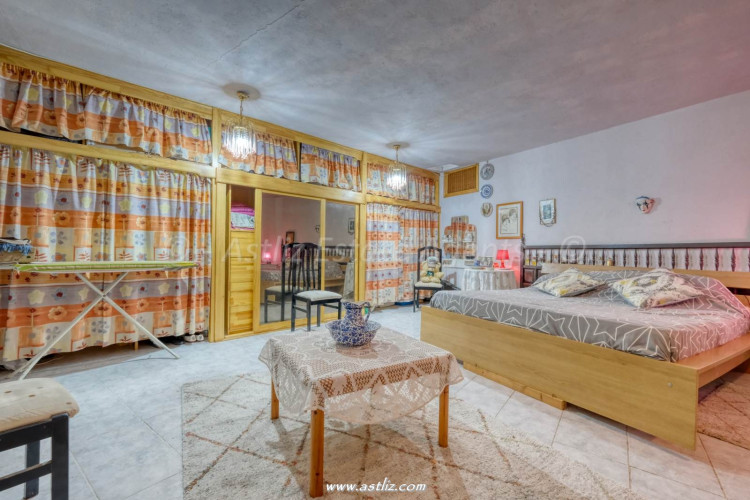 Commercial Property, For Sale