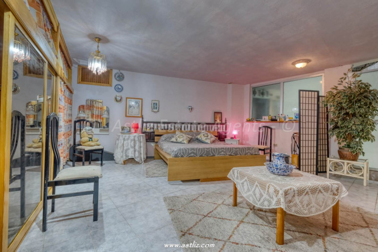 Commercial Property, For Sale