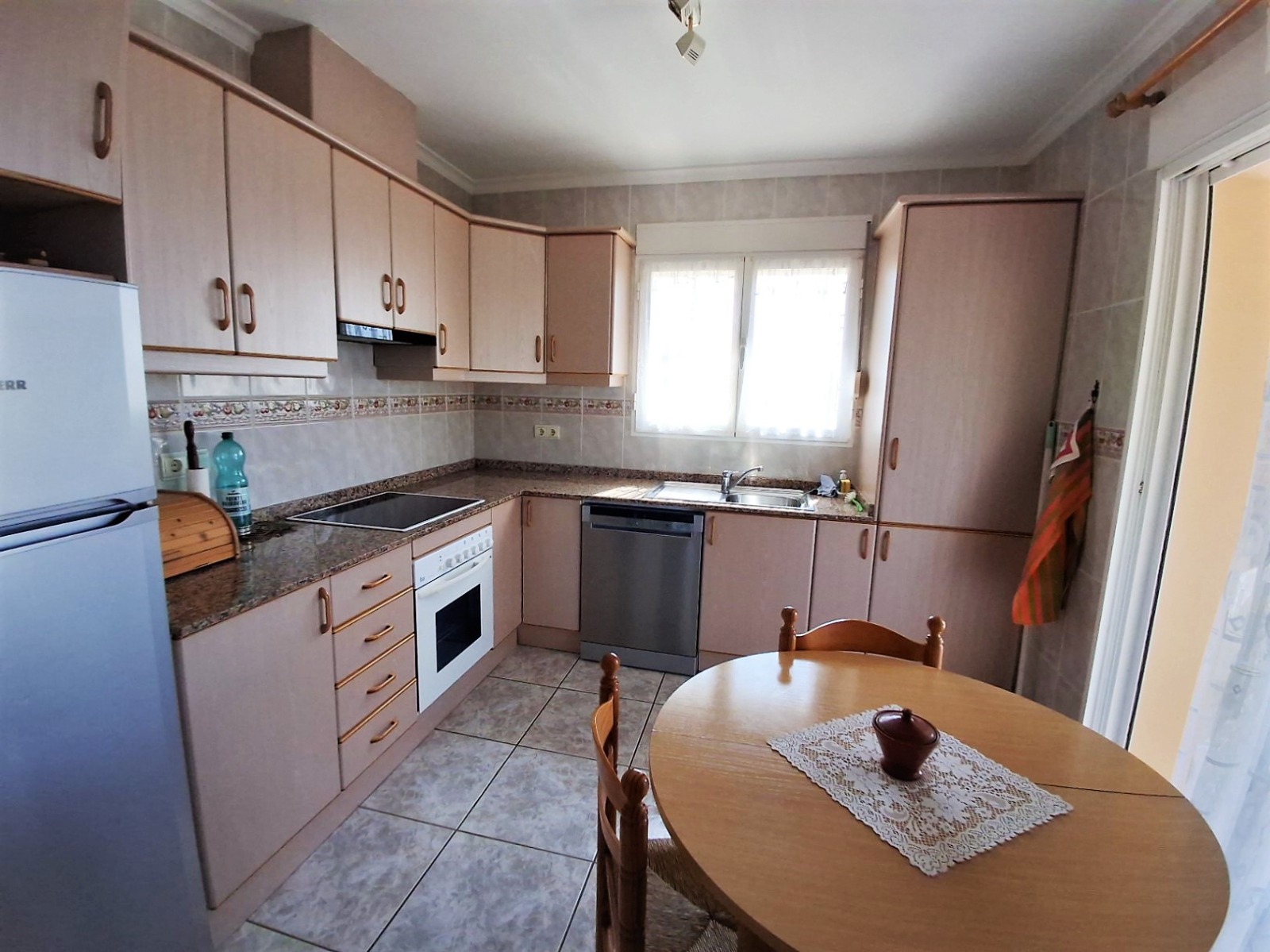 3 Bed, 2 Bath, HouseFor Sale, Calpe, Alicante