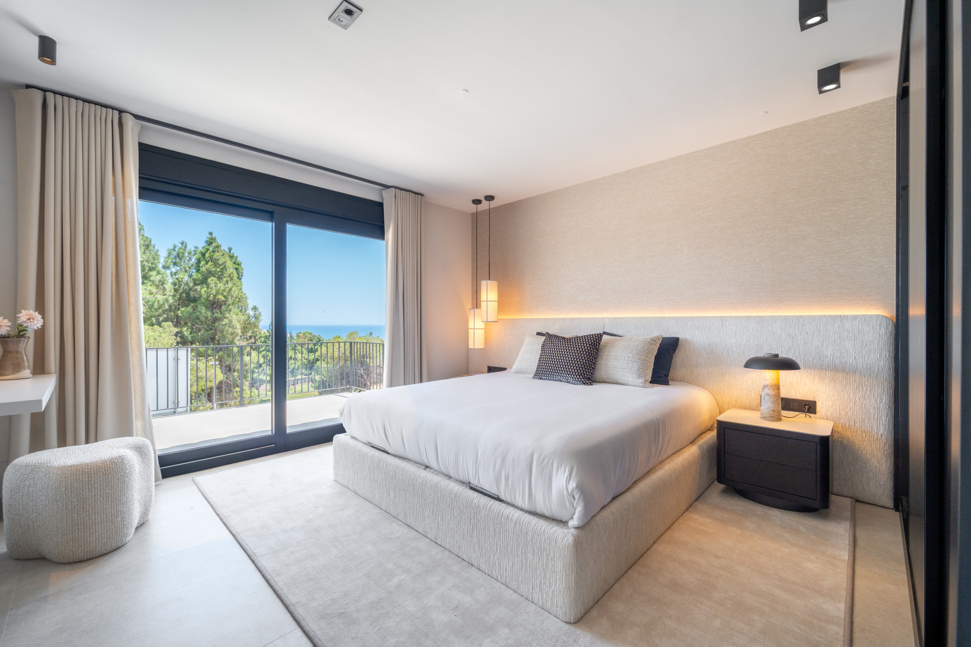 5 Bed, 5 Bath, HouseFor Sale, Mijas Costa, Malaga