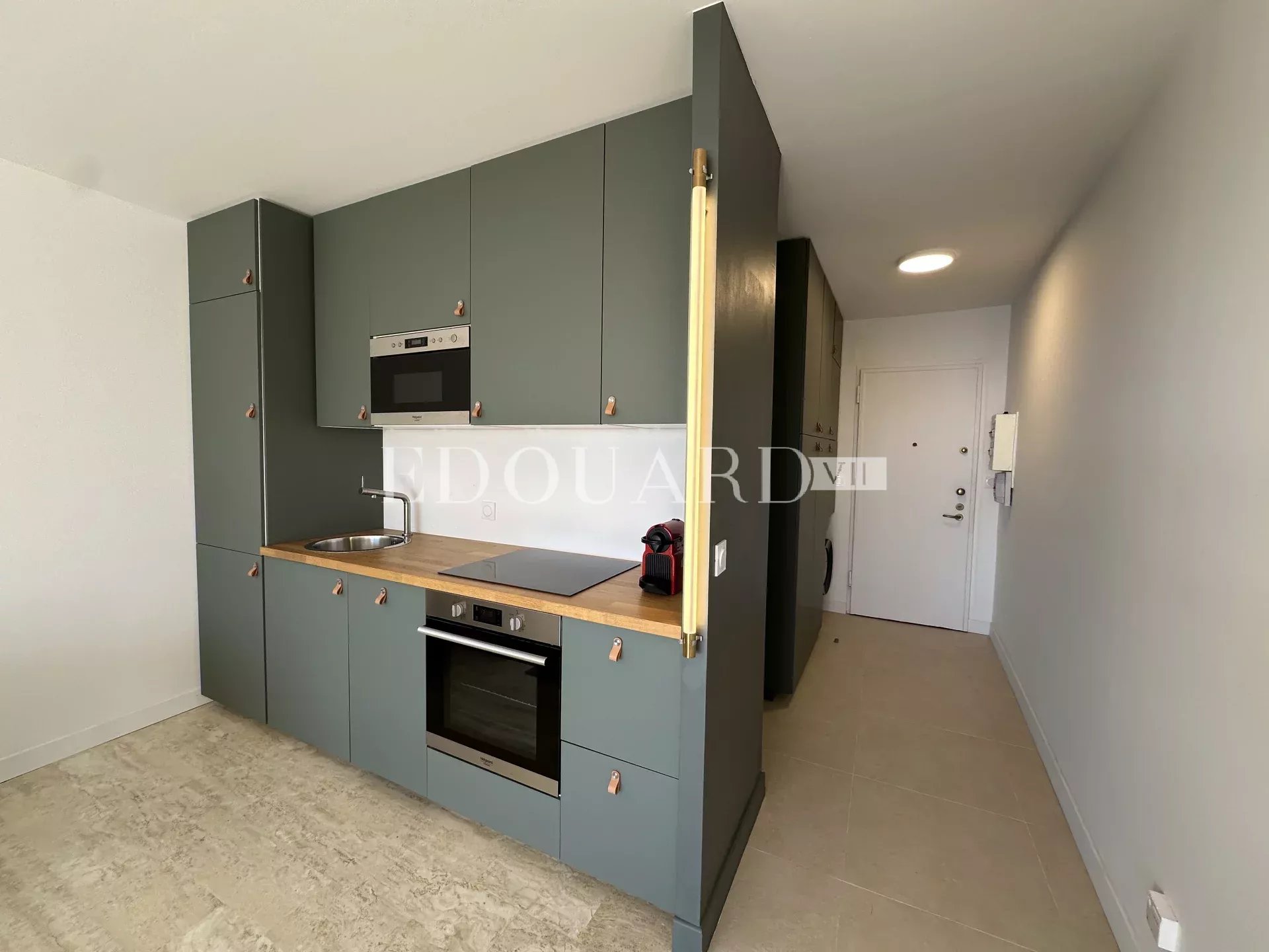 1 Bath, ApartmentFor Sale, Roquebrune-Cap-Martin, Alpes-Maritimes