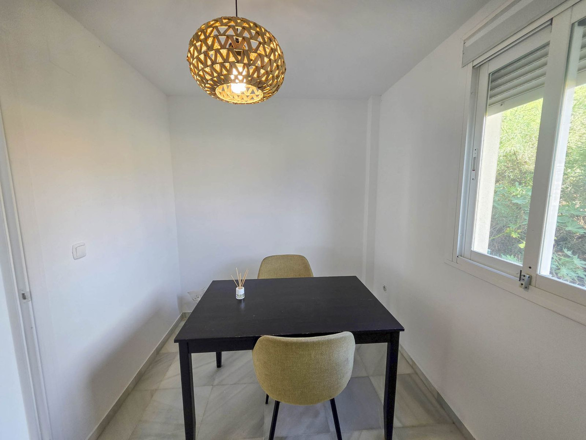 3 Bed, 2 Bath, ApartmentFor Sale, La Duquesa, Malaga