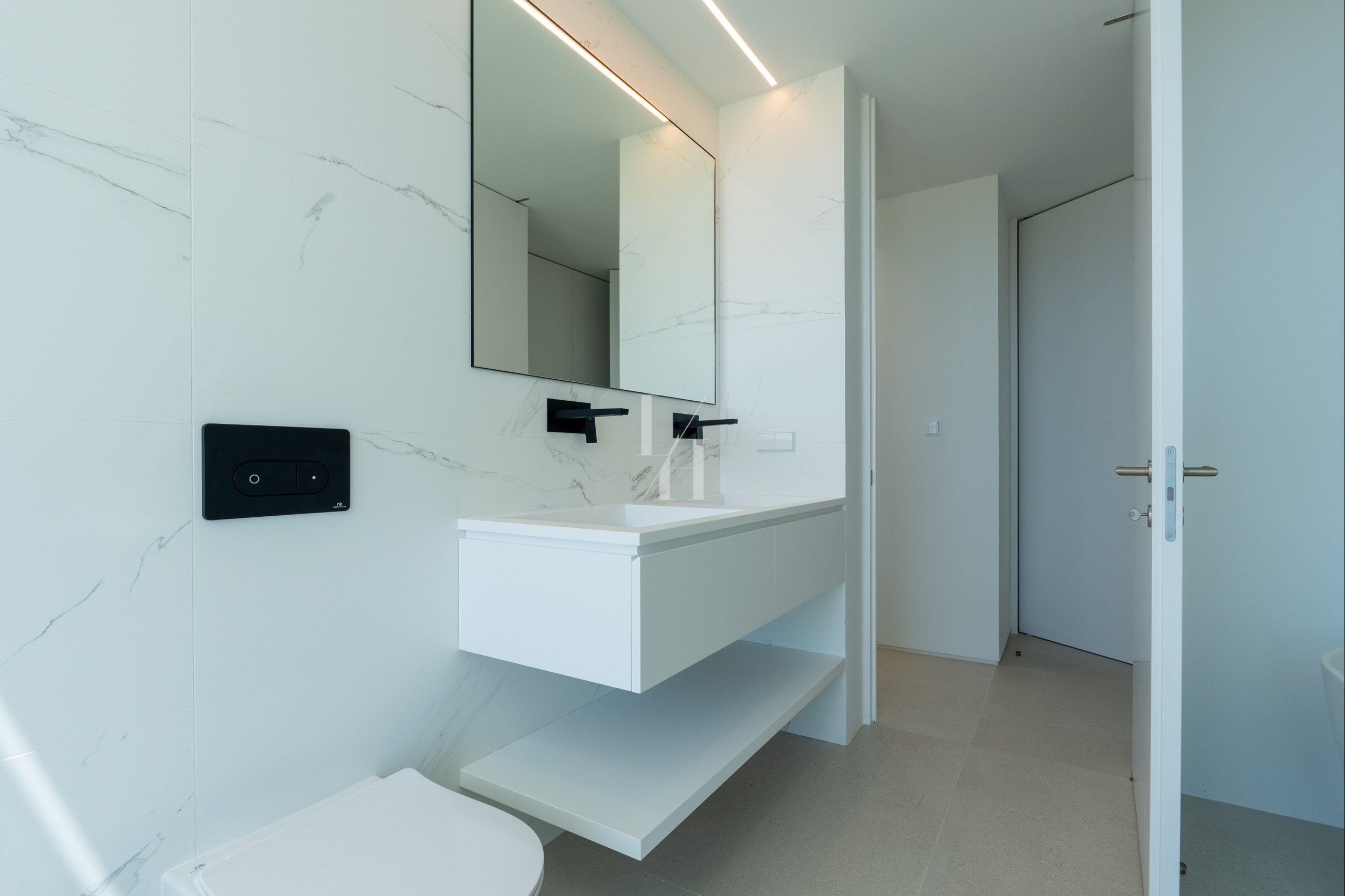 4 Bed, 5 Bath, ApartmentFor Sale, Vilamoura, Loulé, Faro, 8125-406