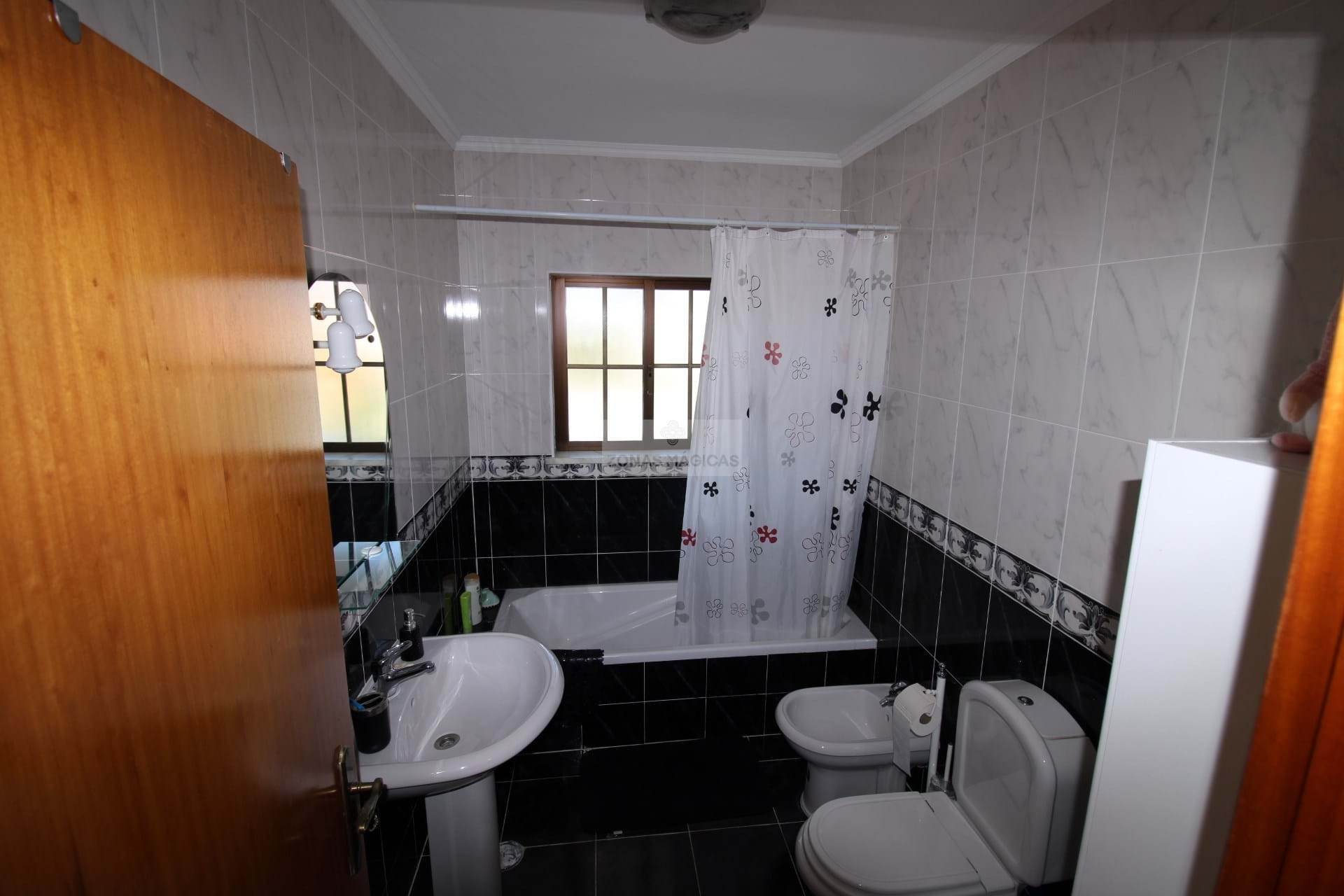 5 Bed, 3 Bath, HouseFor Sale, Lagos, Faro, 8600-069