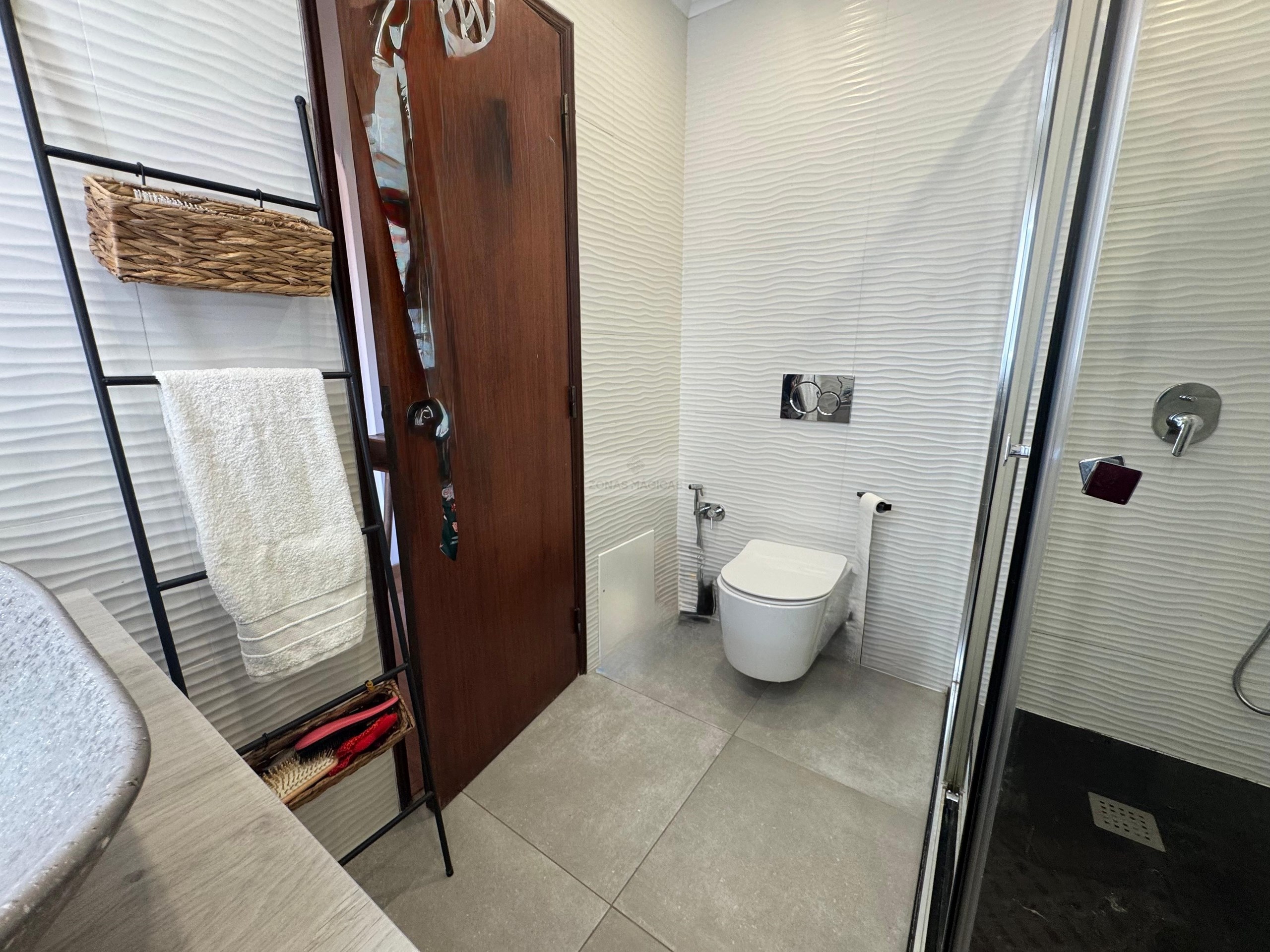 2 Bed, 1 Bath, ApartmentFor Sale, Lagos, Faro