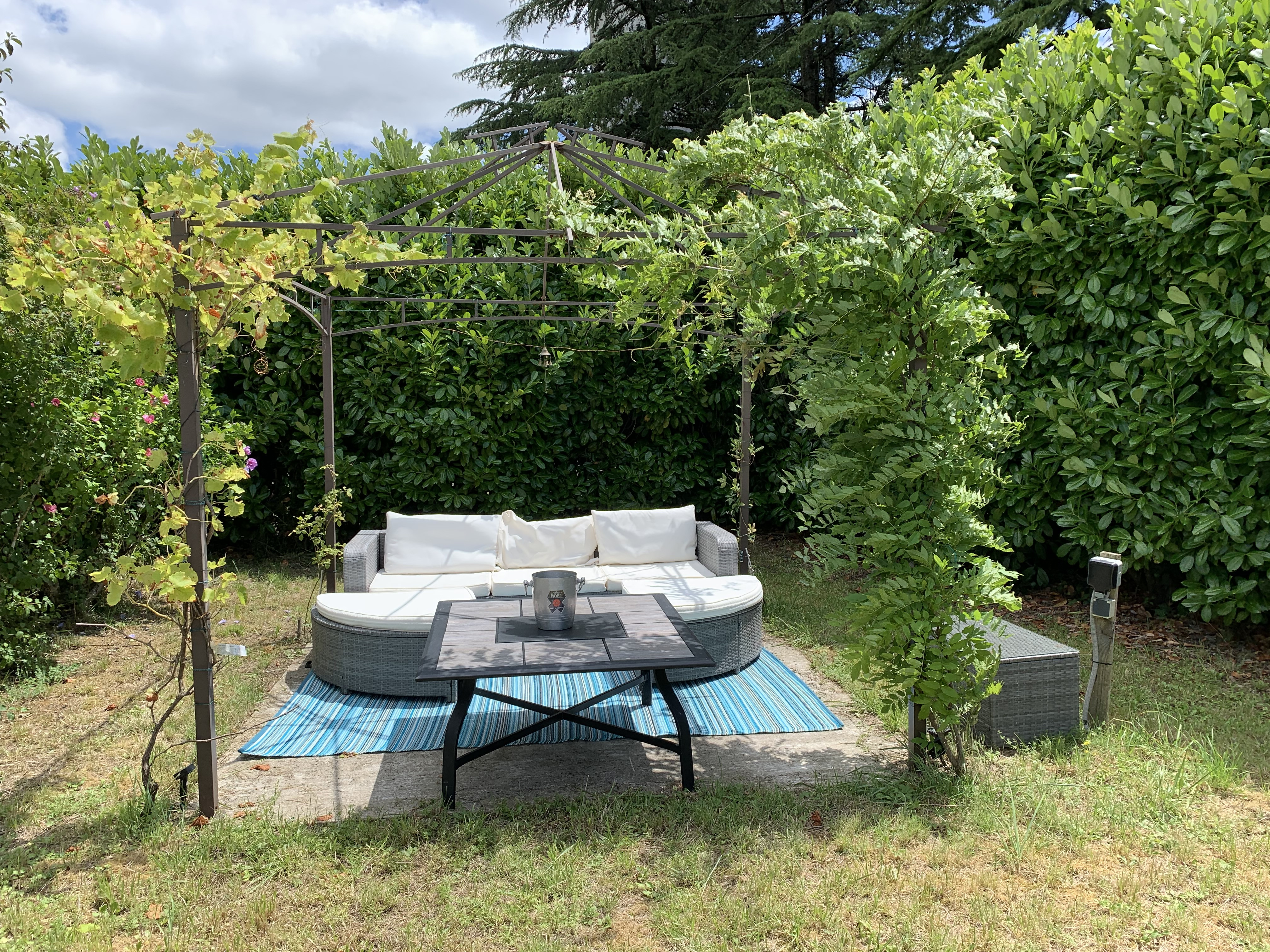 1 Bed, 1 Bath, HouseFor Sale, Loubes bernac, Lot-et-Garonne, Aquitaine, 47120