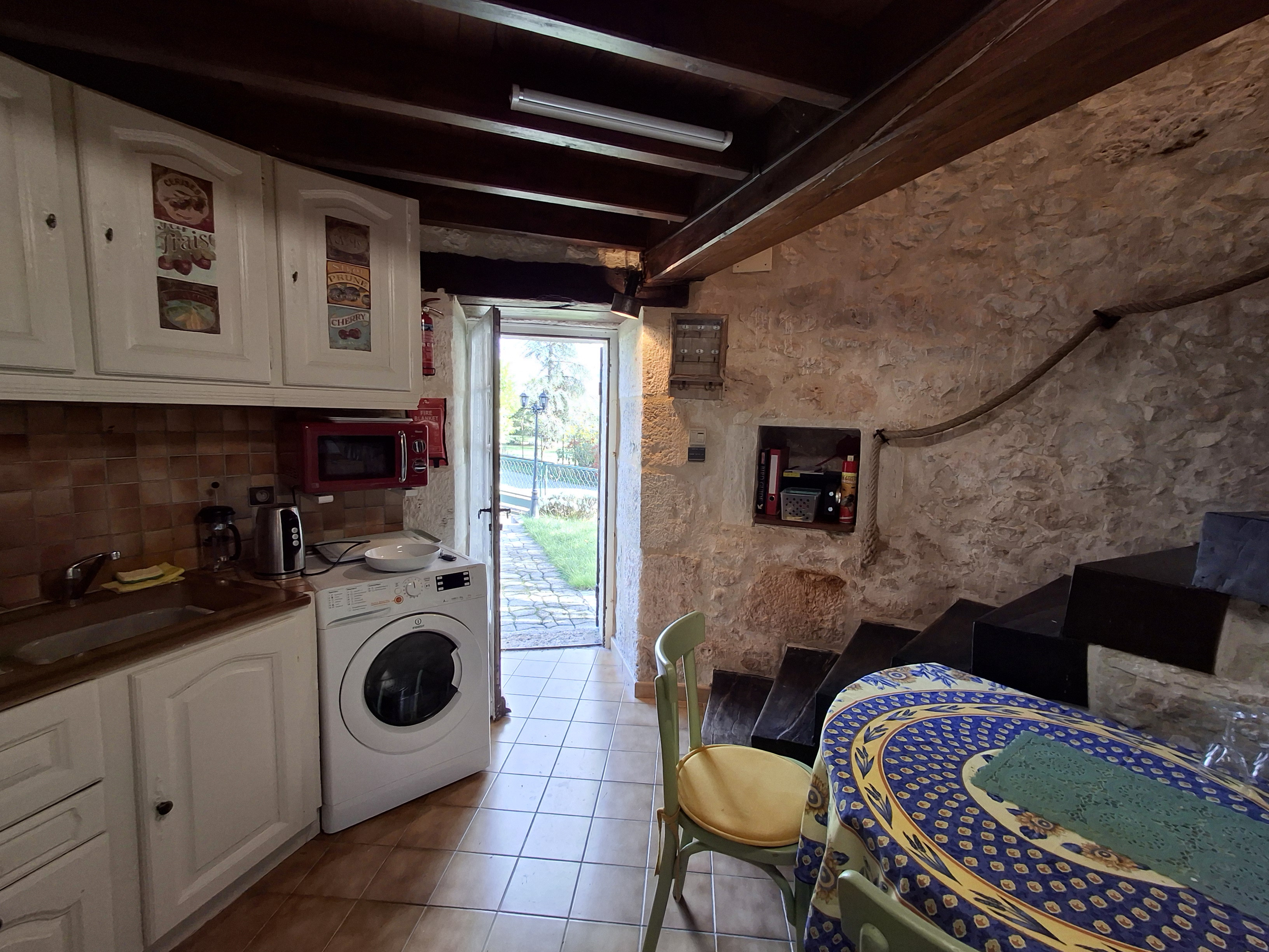 1 Bed, 1 Bath, HouseFor Sale, Loubes bernac, Lot-et-Garonne, Aquitaine, 47120