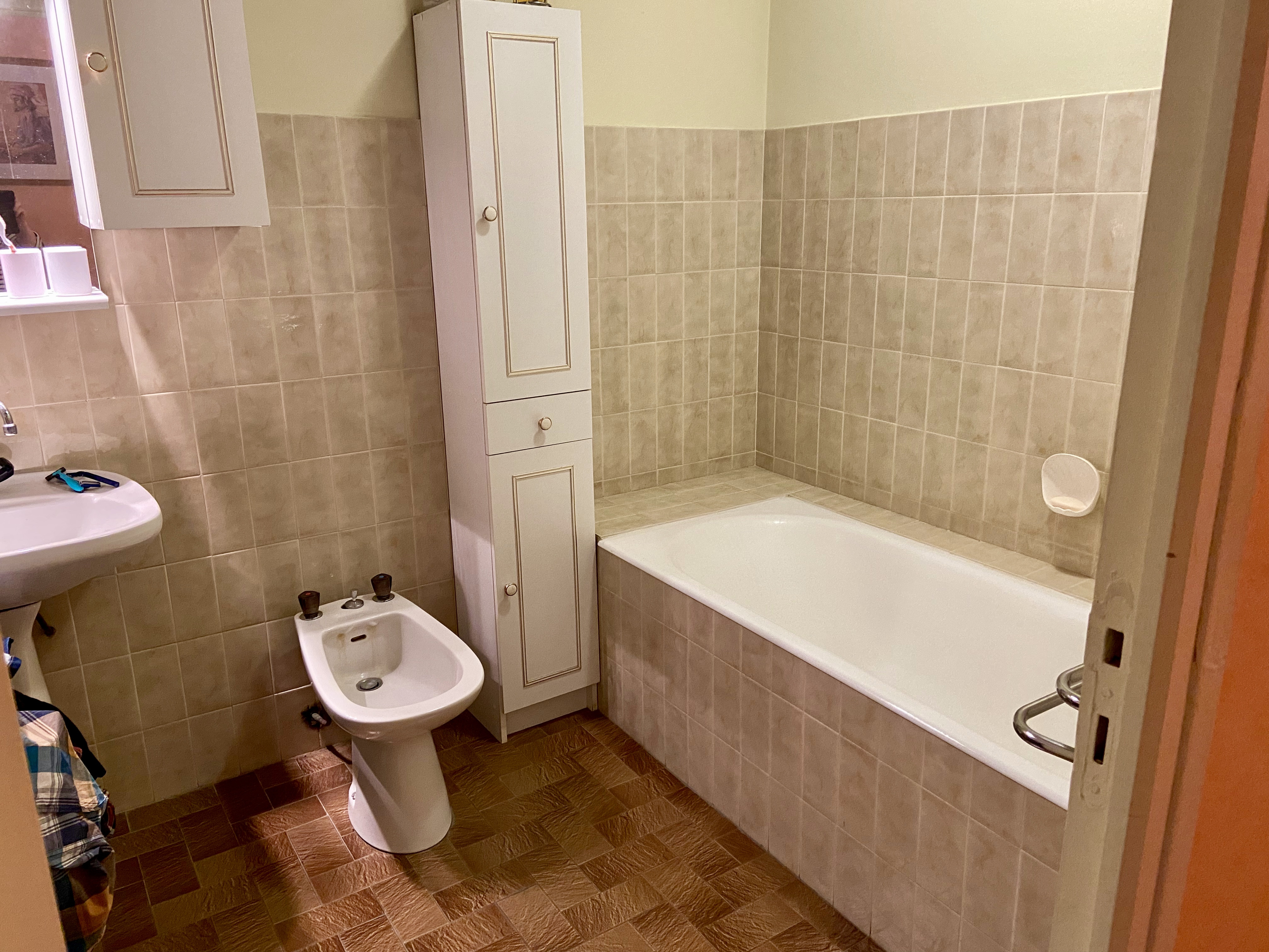 4 Bed, 1 Bath, HouseFor Sale, Miramont de guyenne, Lot-et-Garonne, Aquitaine, 47800