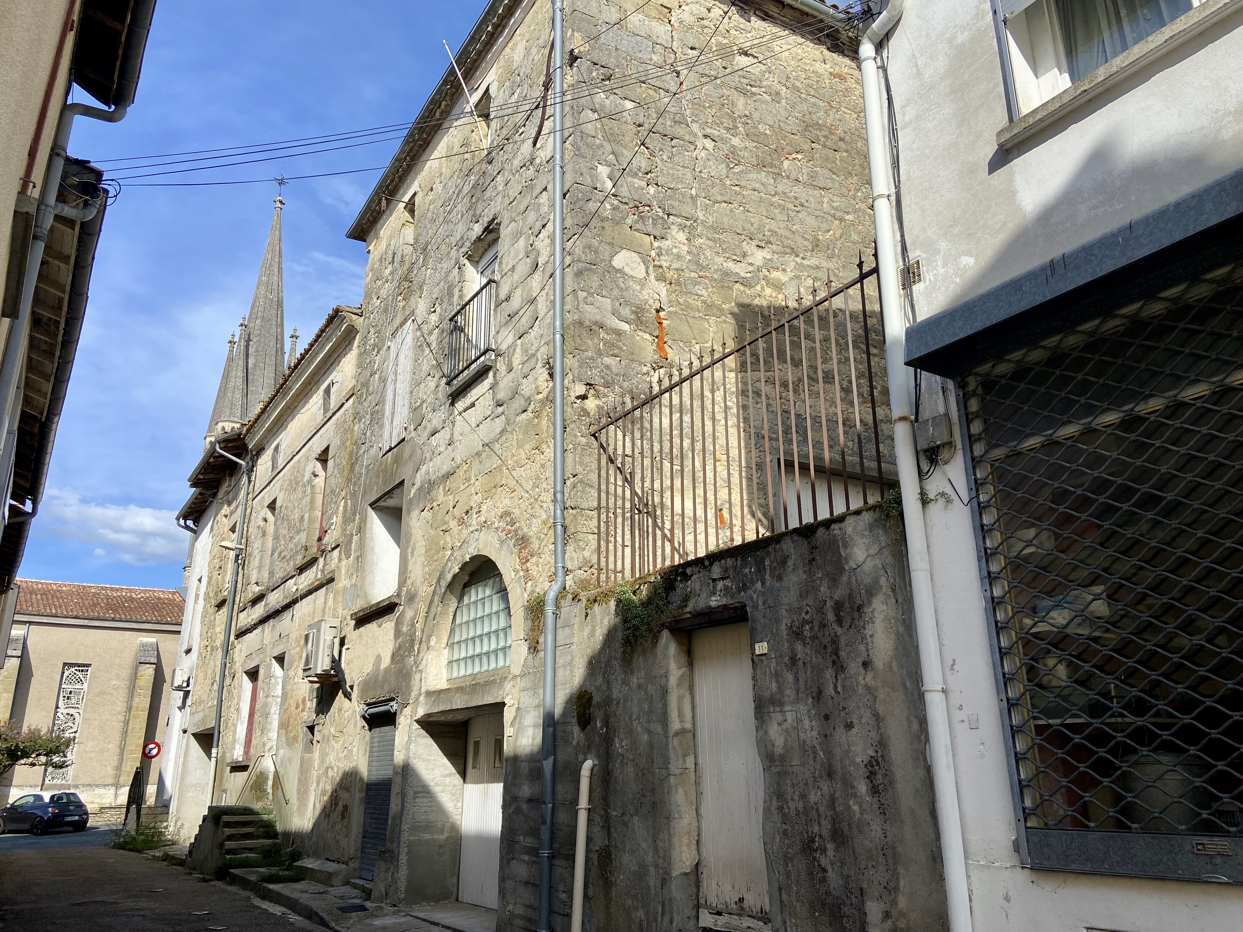 4 Bed, 1 Bath, HouseFor Sale, Miramont de guyenne, Lot-et-Garonne, Aquitaine, 47800