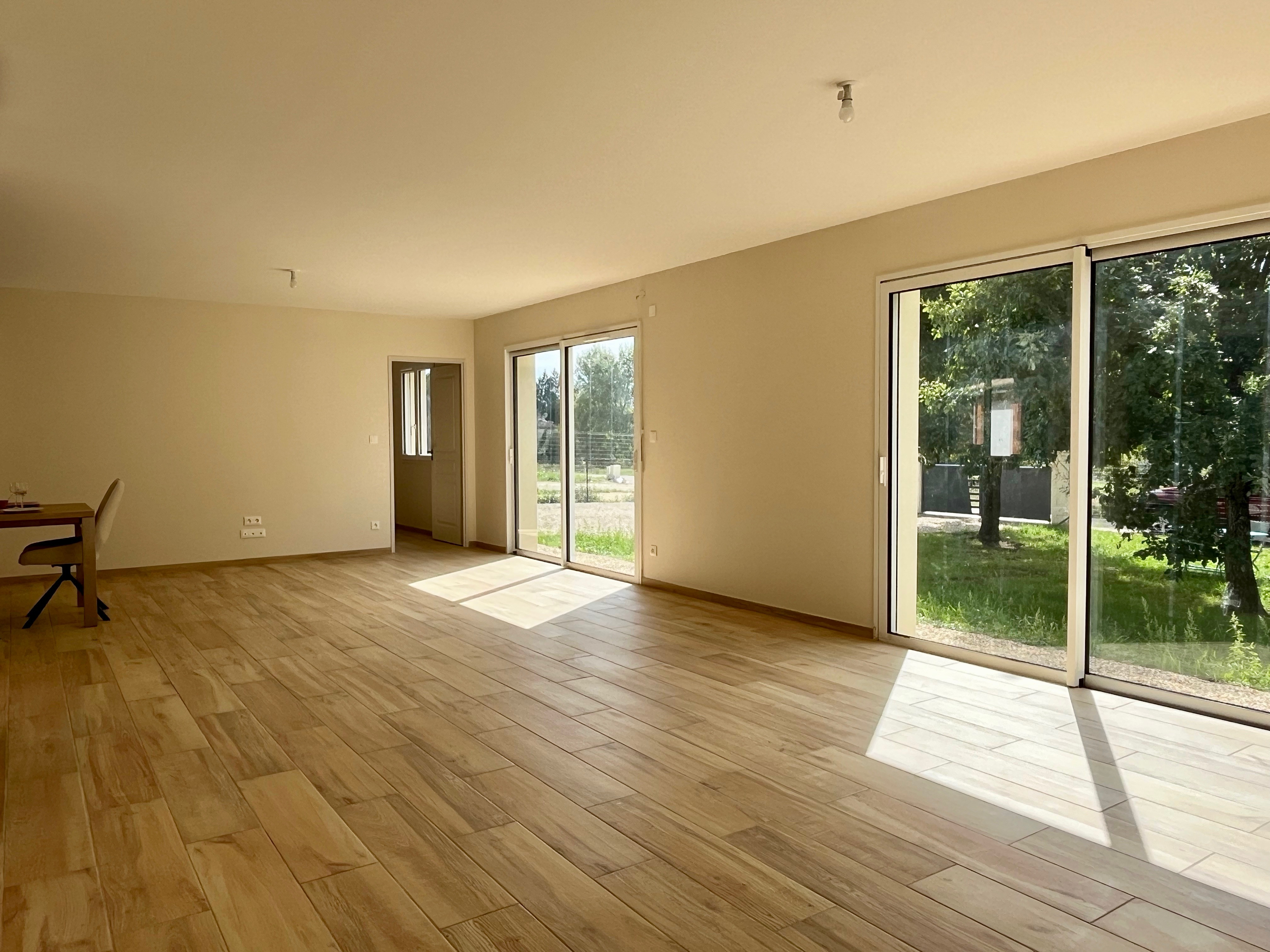 3 Bed, 2 Bath, HouseFor Sale, Velines, Dordogne, Aquitaine, 24230