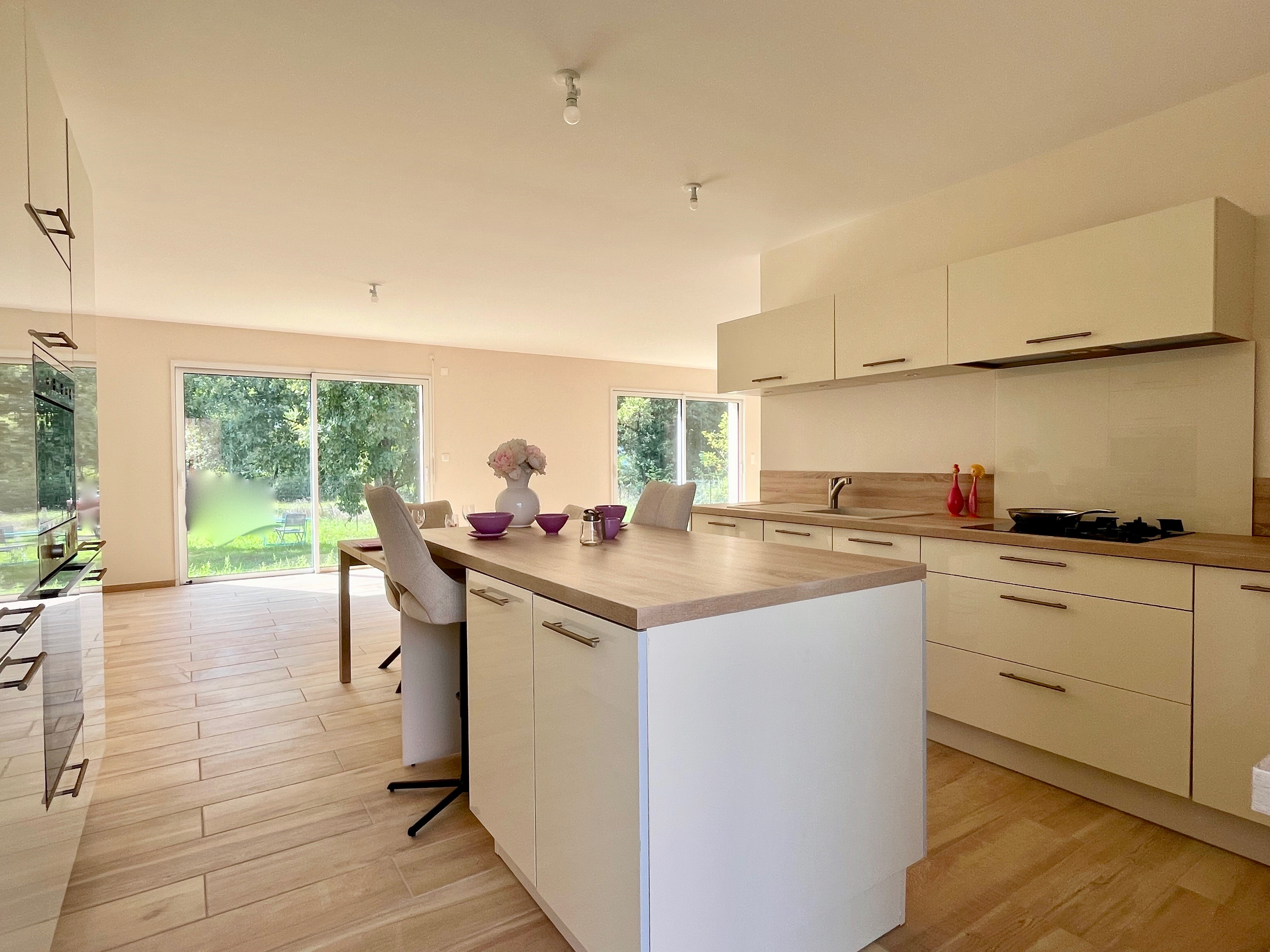 3 Bed, 2 Bath, HouseFor Sale, Velines, Dordogne, Aquitaine, 24230