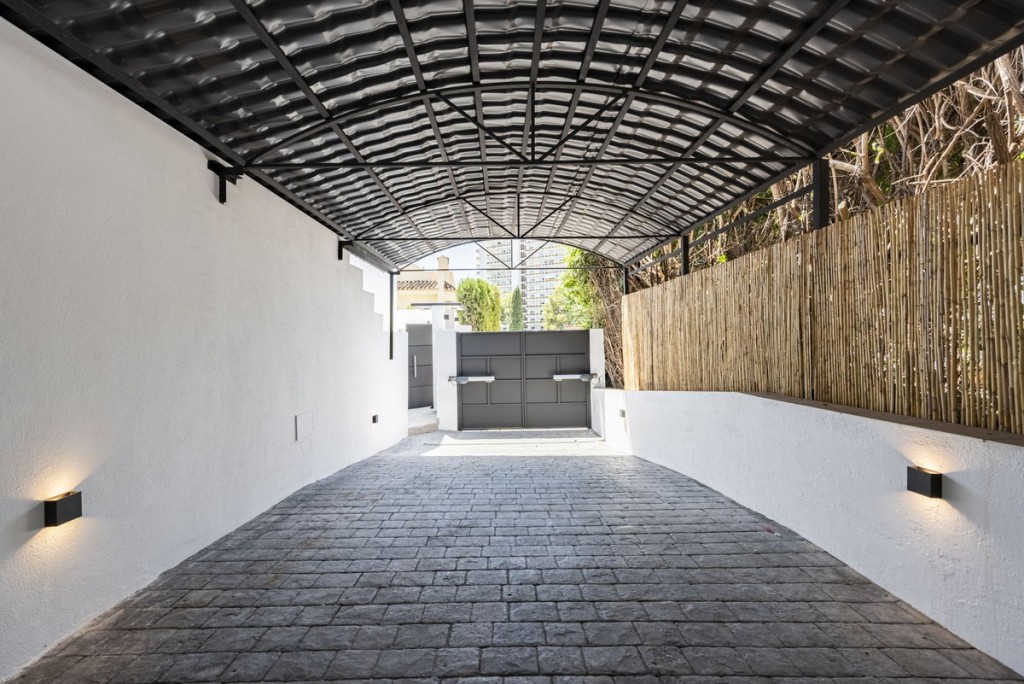 3 Bed, 3 Bath, HouseFor Sale, Marbella, Malaga