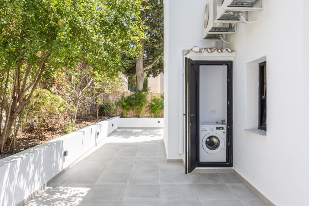 3 Bed, 3 Bath, HouseFor Sale, Marbella, Malaga