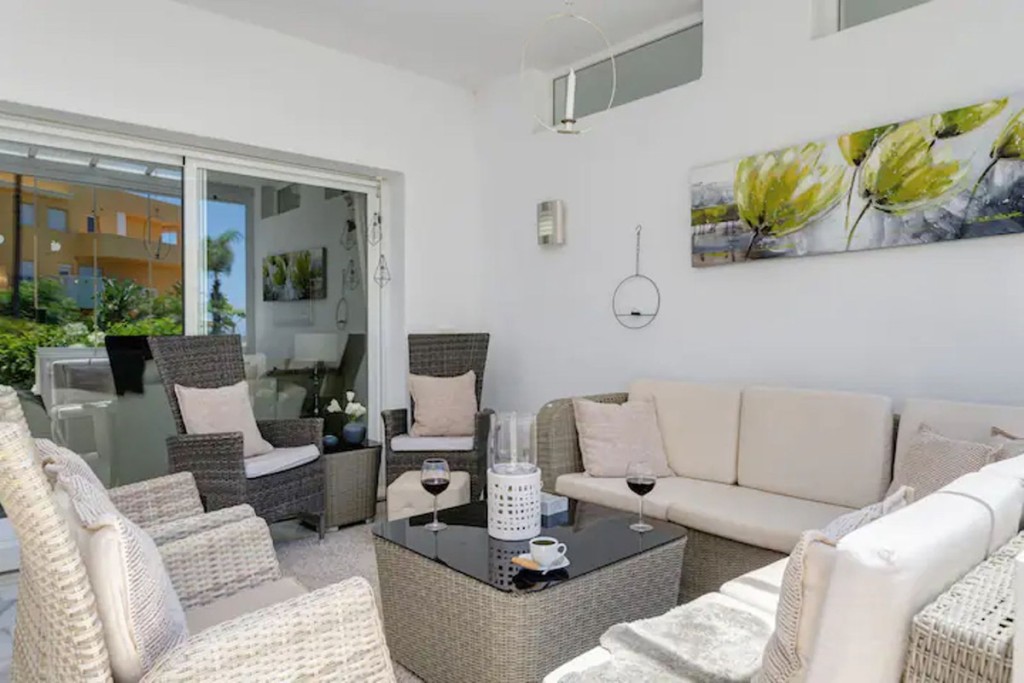 3 Bed, 2 Bath, ApartmentFor Sale, La Cala de Mijas, Malaga