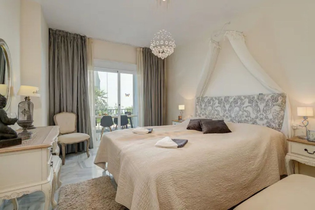 3 Bed, 2 Bath, ApartmentFor Sale, La Cala de Mijas, Malaga