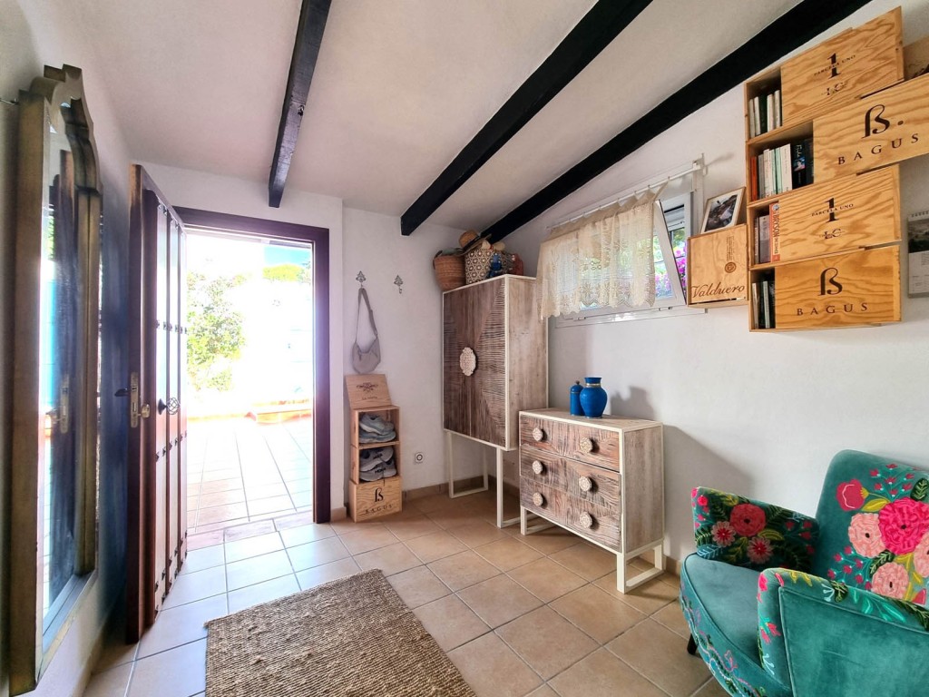 3 Bed, 2 Bath, HouseFor Sale, Calahonda, Malaga