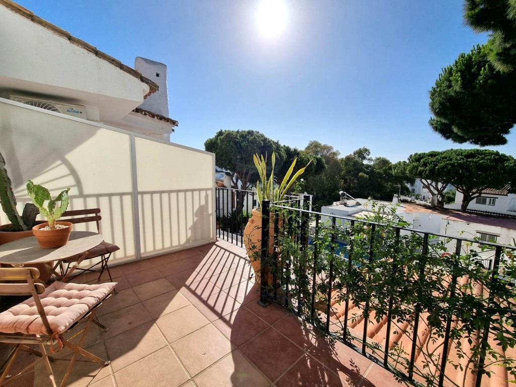 3 Bed, 2 Bath, HouseFor Sale, Calahonda, Malaga