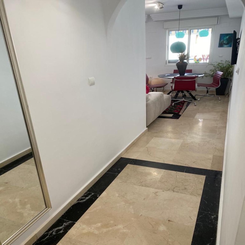 1 Bed, 1 Bath, ApartmentFor Sale, Marbella, Malaga