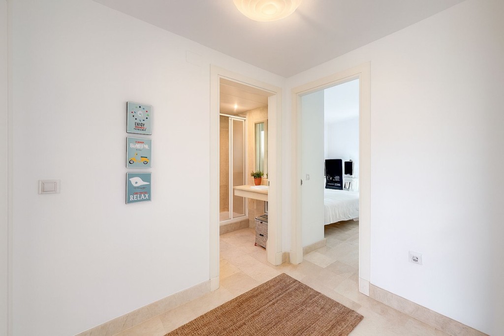 3 Bed, 2 Bath, ApartmentFor Sale, Mijas Costa, Malaga