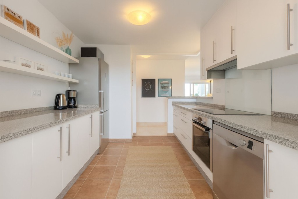 3 Bed, 2 Bath, ApartmentFor Sale, Mijas Costa, Malaga