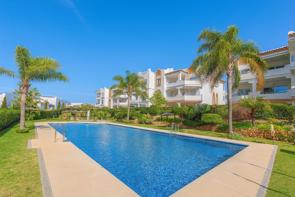3 Bed, 2 Bath, ApartmentFor Sale, Mijas Costa, Malaga