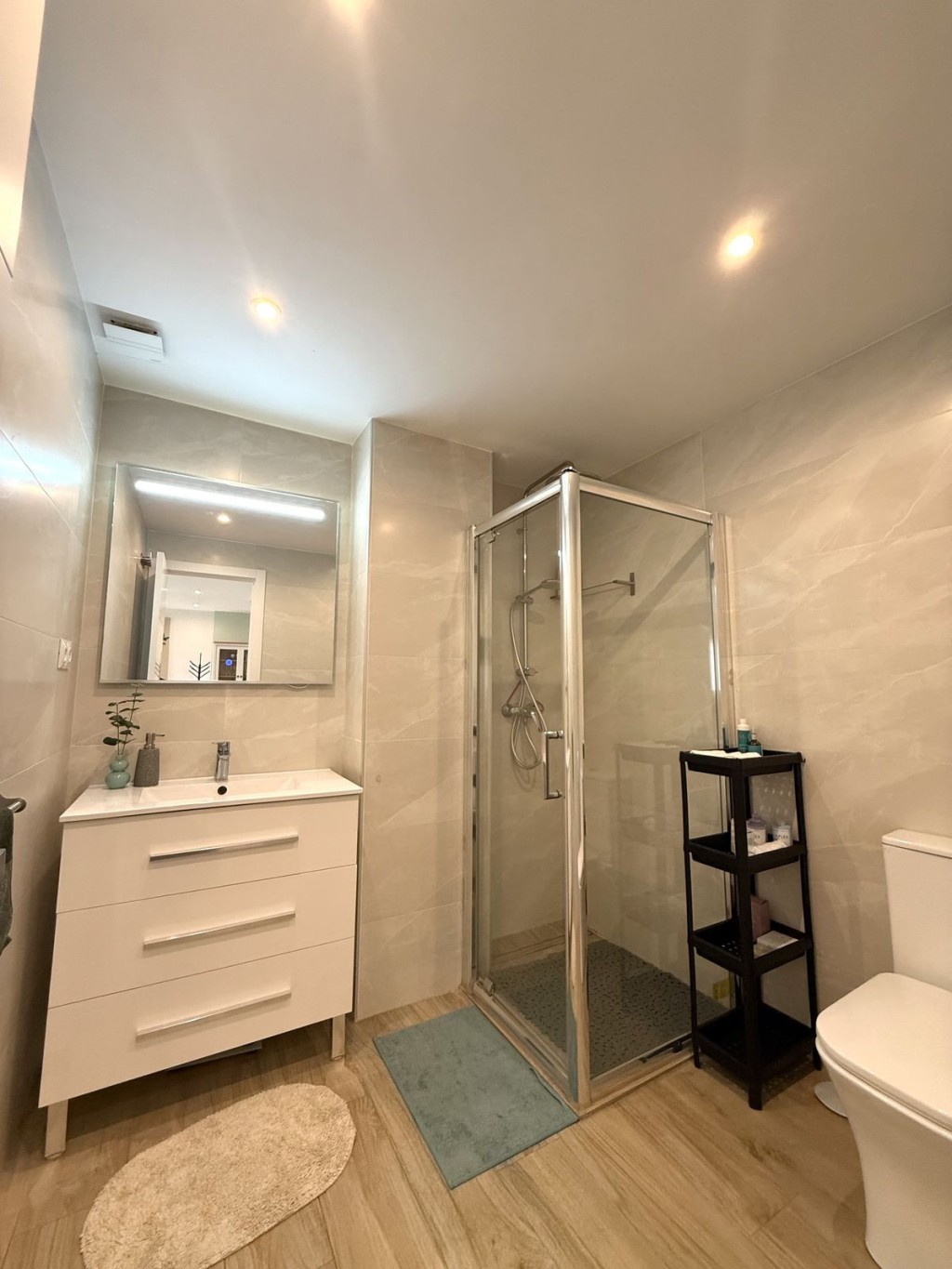 1 Bed, 1 Bath, ApartmentFor Sale, Fuengirola, Malaga