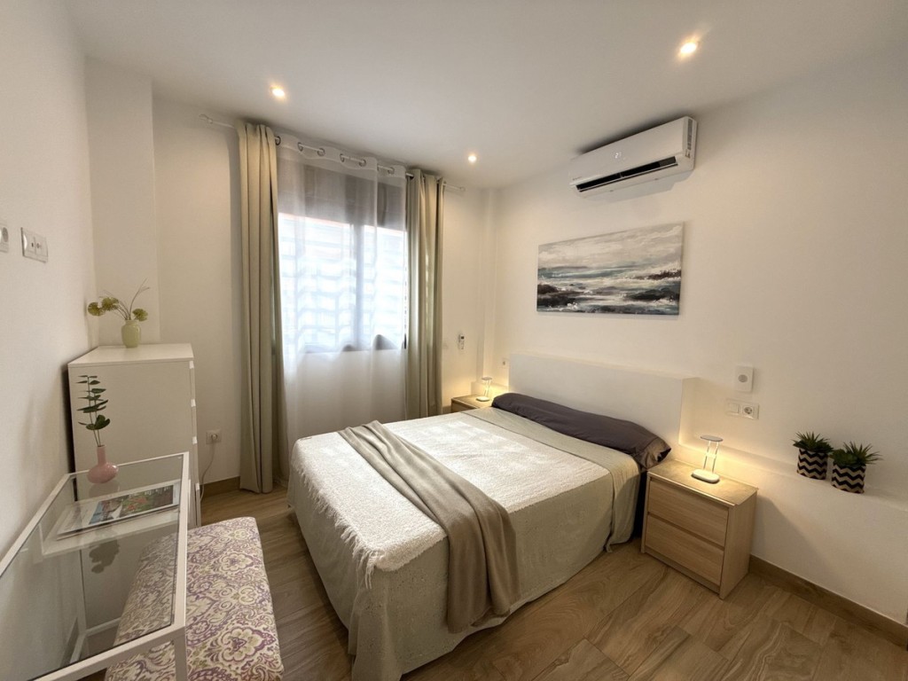 1 Bed, 1 Bath, ApartmentFor Sale, Fuengirola, Malaga