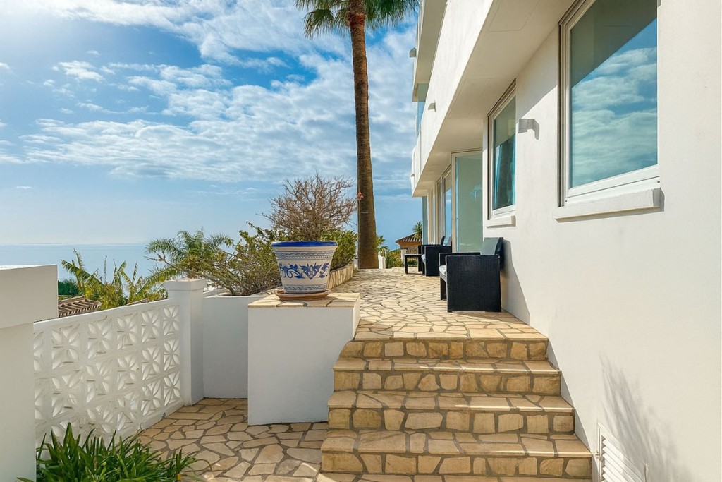 4 Bed, 3 Bath, HouseFor Sale, Benalmadena, Malaga