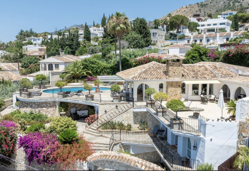 4 Bed, 4 Bath, HouseFor Sale, Benalmadena, Malaga 4 Bed, 4 Bath, HouseFor Sale, Benalmadena, Malaga