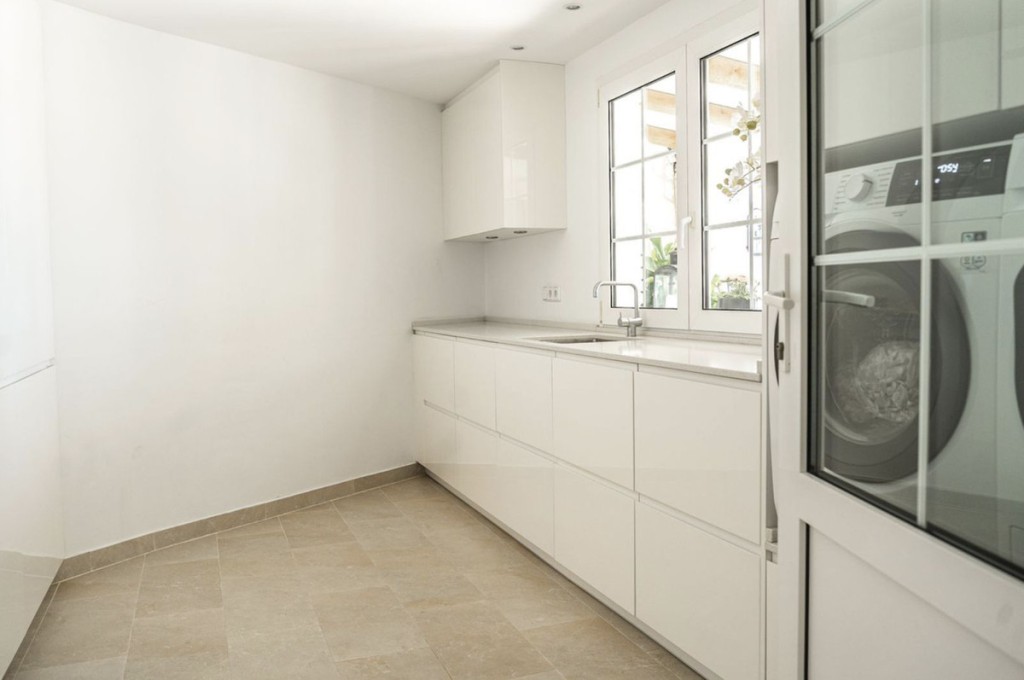 4 Bed, 4 Bath, HouseFor Sale, Benalmadena, Malaga