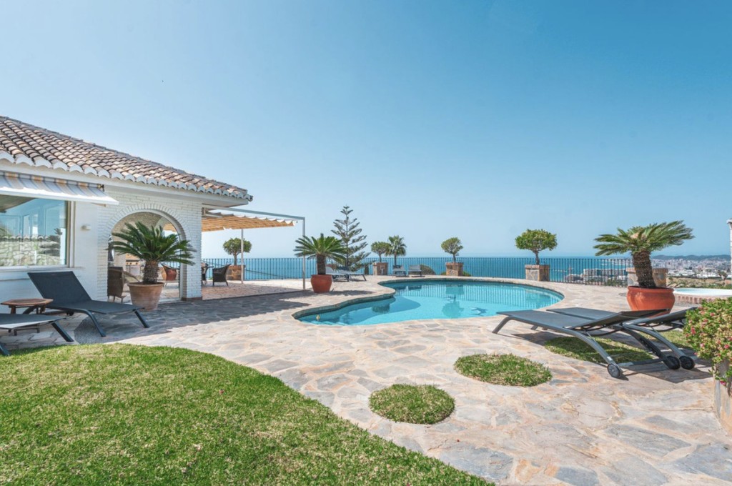 4 Bed, 4 Bath, HouseFor Sale, Benalmadena, Malaga