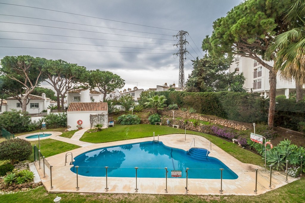 2 Bed, 2 Bath, ApartmentFor Sale, Calahonda, Malaga